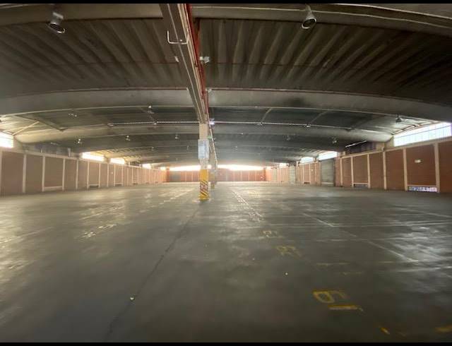 4,300M² WAREHOUSE TO LET IN WESTMEAD